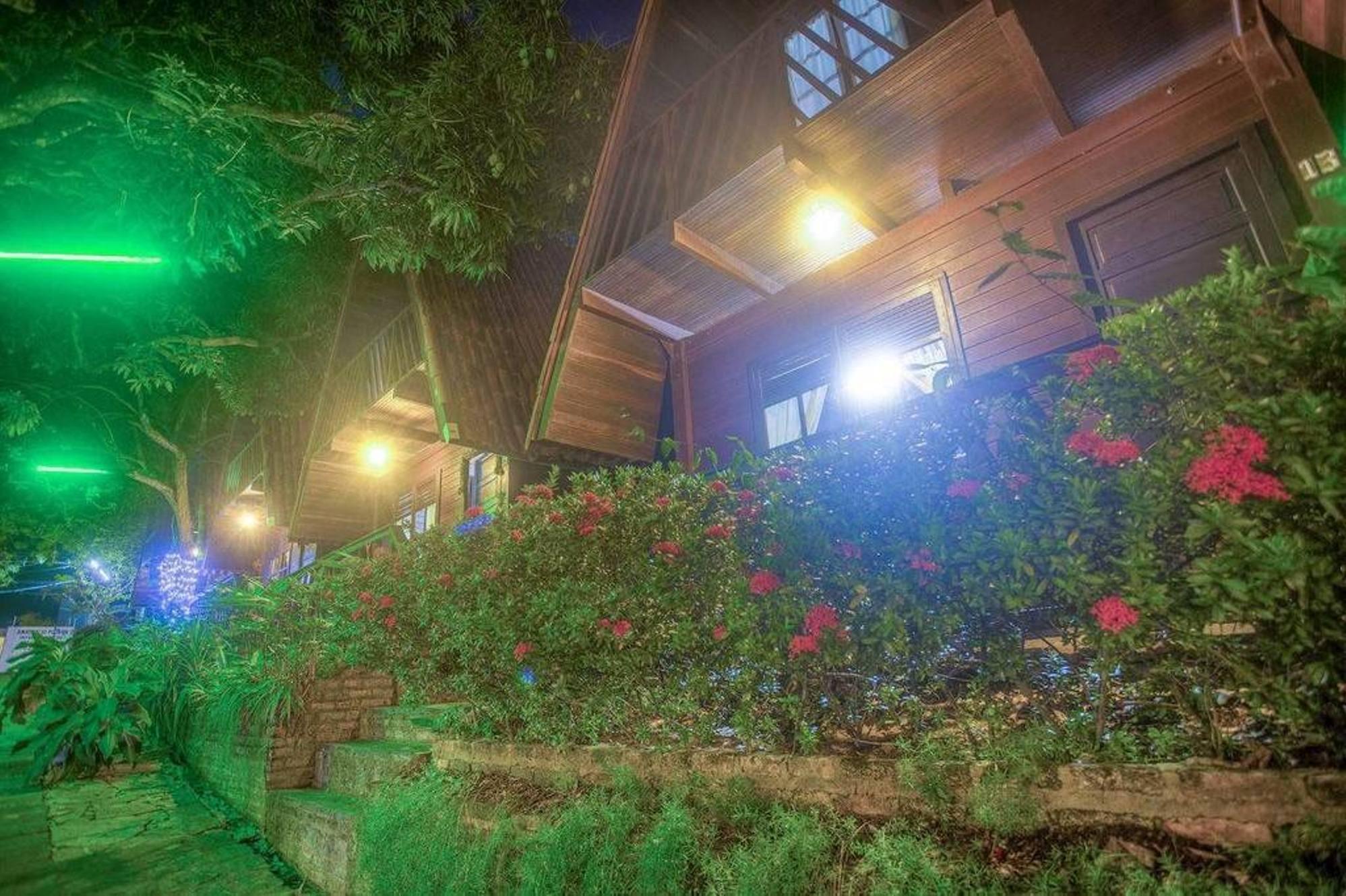 נטאל Chalet Suisse מראה חיצוני תמונה